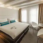 Ibis Styles Station