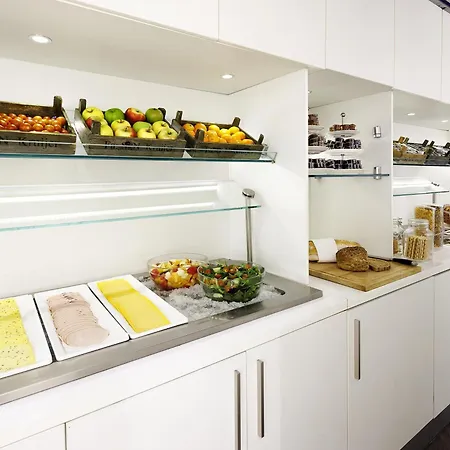 Hotel Ibis Styles Station 3*