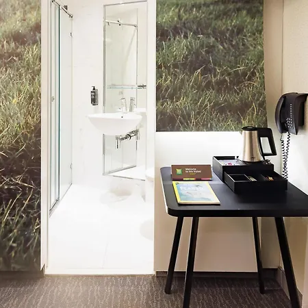 Ibis Styles Station
