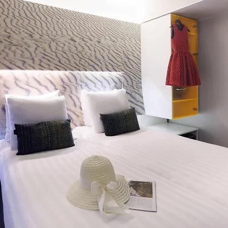 Ibis Styles Station