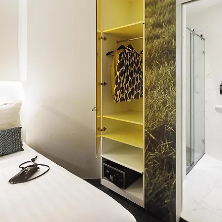 Ibis Styles Station Hotell 3*