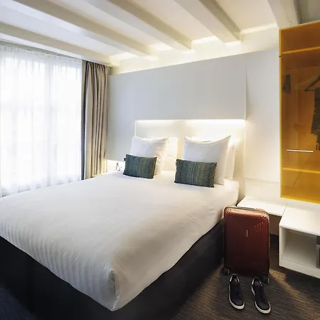 Ibis Styles Station Hotell 3*