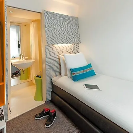Ibis Styles Station