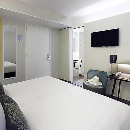 Ibis Styles Station