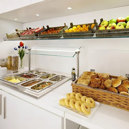 إيبيس Styles Station