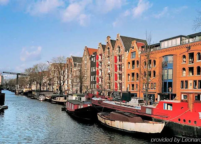 イビス スタイルズ セントラル ステーション 3*