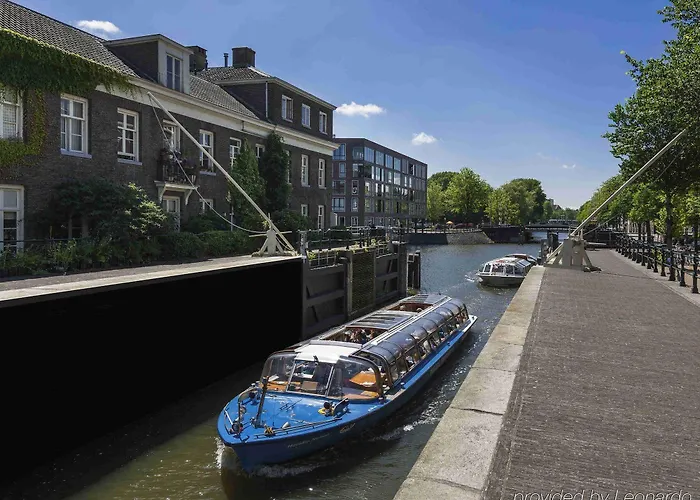 イビス スタイルズ セントラル ステーション 3*