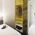 Ibis Styles Station Hotel 3*
