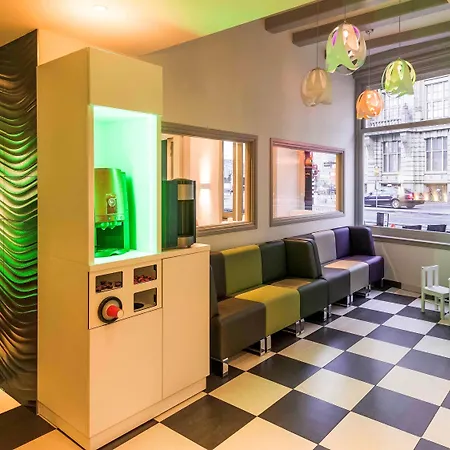 Ibis Styles Station 3* אמסטרדם